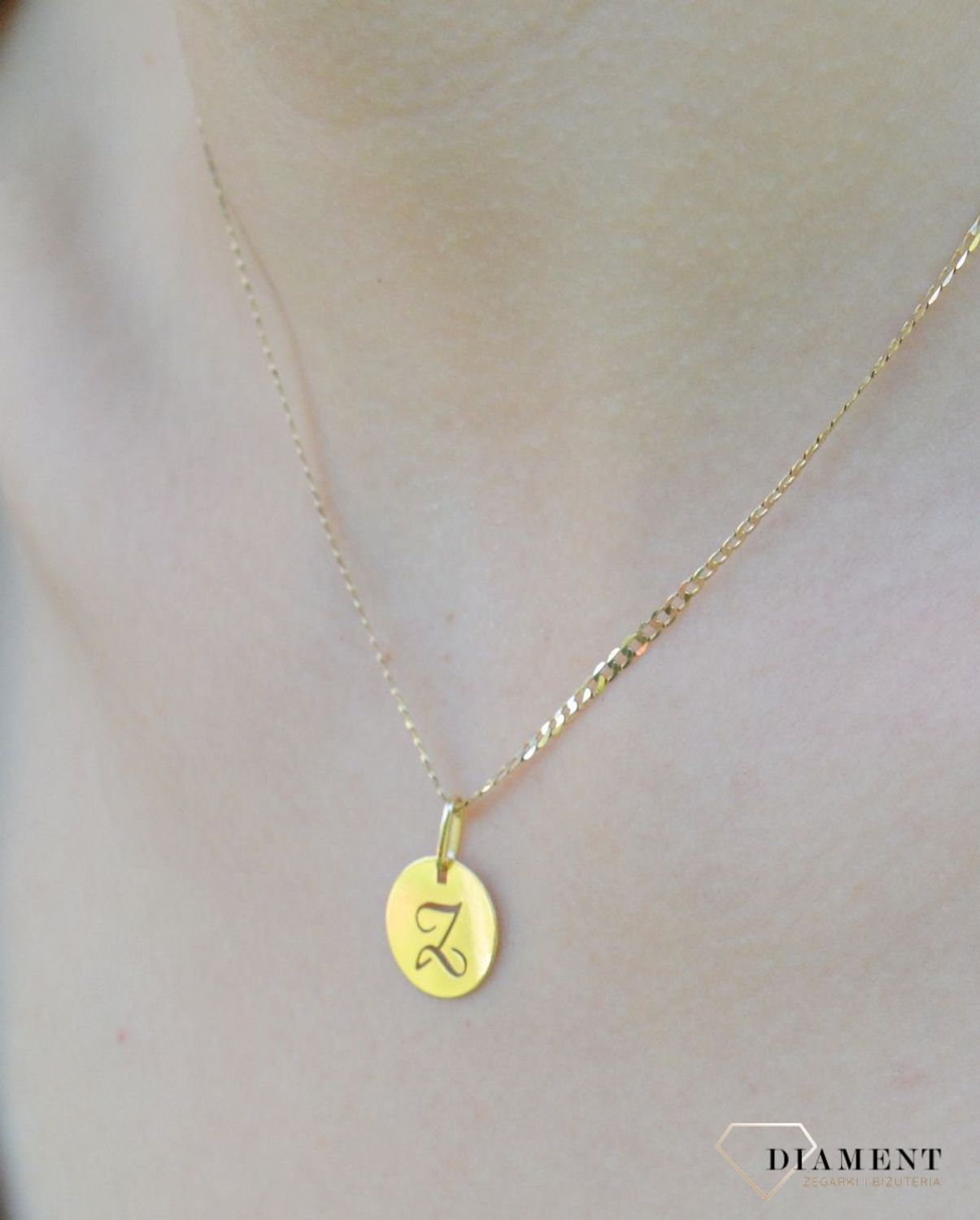 Złota zawieszka 585 literka Z ZA 2128Z. modna złota zawieszka wykonana z najwyższej próby złota 585. Zawieszka w kształcie litery Z. Zawieszka Siwiec, Rozenek Idealny pomysł na prezent.  Literka Z. Zawieszka Z..jpg